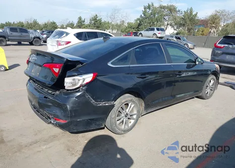 2017 Hyundai Sonata Se z USA, uszkodzony, nr VIN 5NPE24AFXHH569186